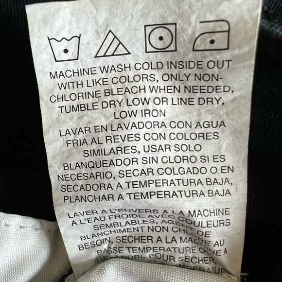 Lee Black Active Stretch Relaxed Fit 11 Inch Cargo Shorts - Size 30, NWT - Picture 10 of 13